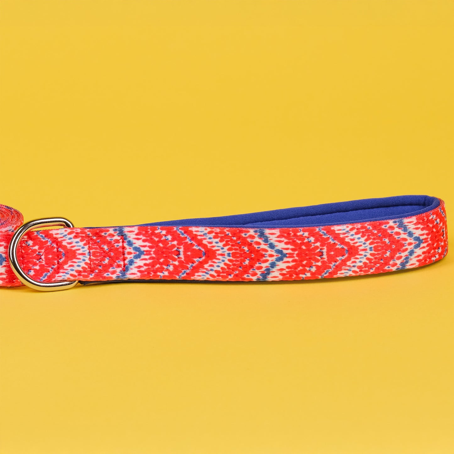 Neoprene padded handle dog lead